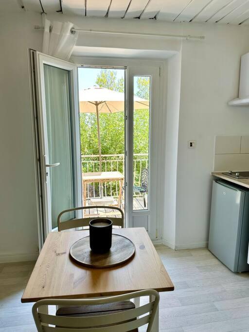 Grand Studio & Terrasse Privee Hyères Exteriör bild